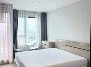 For sale: Life Ladprao, luxury condo in prime location, very high floor, Central view + Chatuchak Park, beautiful as far as the eye can see, don't mis