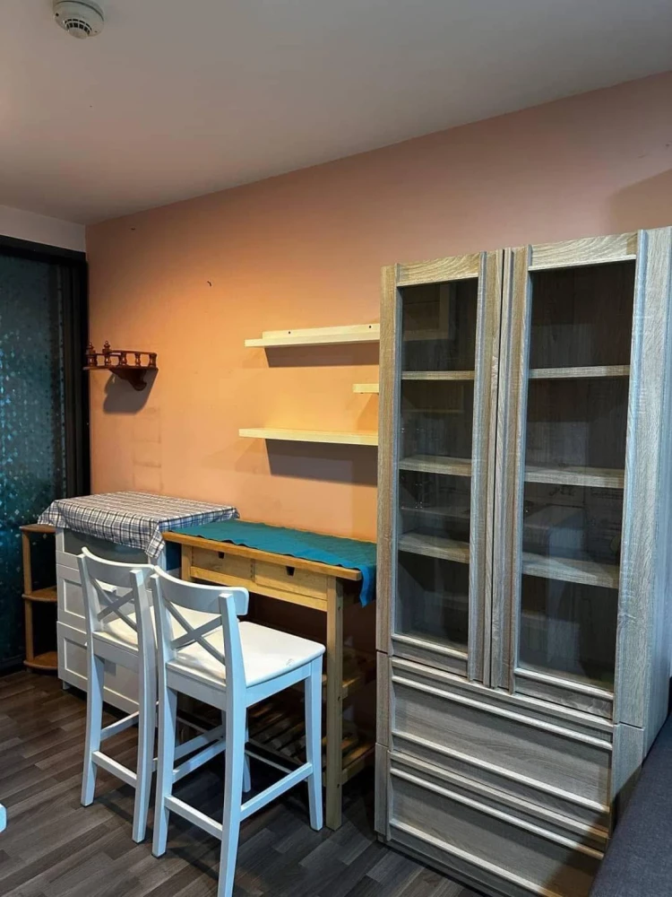 Selling Living Nest Ramkhamhaeng, Building B, 4th floor. Beautiful pink-themed room, fully furnished. Book now!