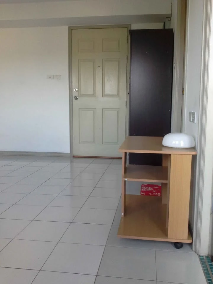 Selling Lumpini Center Happy Land Phase 1-4. Nice, unfurnished units available. Book now, don't miss out!!