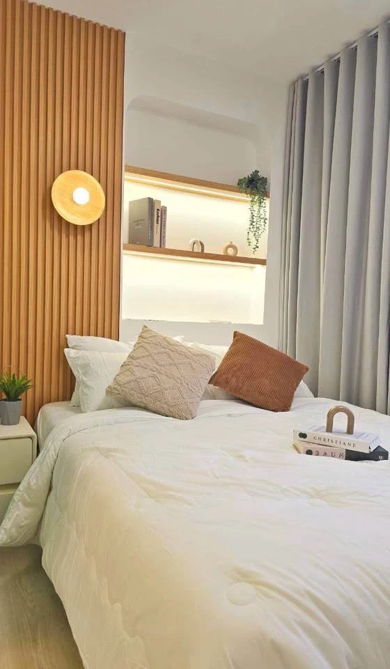 Selling a beautifully decorated unit at Lumpini Center Ladprao 111, featuring high-quality built-in furniture. Book now! images
