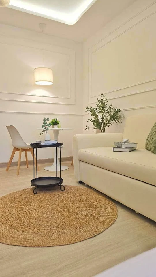 Selling a beautifully decorated unit at Lumpini Center Ladprao 111, featuring high-quality built-in furniture. Book now!