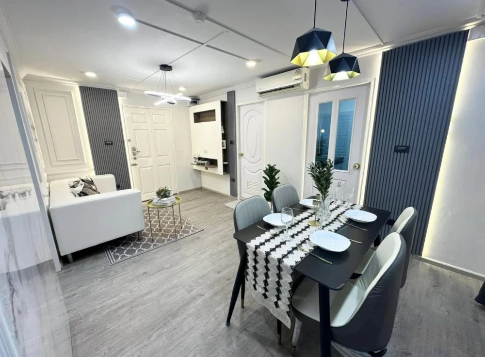 For sale: Lumpini Center Ladprao 111, beautifully decorated room, excellent built-in wall, lots of usable space, good location, reserve now.
