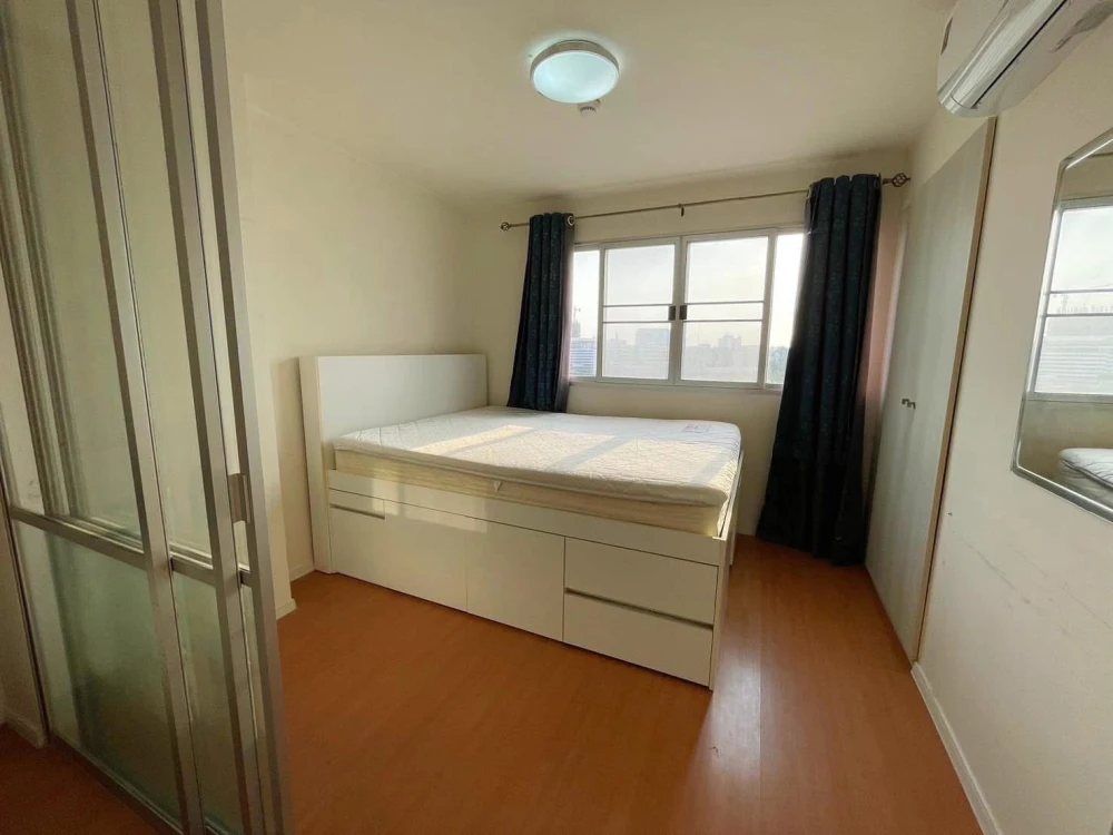 For sale: Lumpini Condotown Chonburi - Sukhumvit. Nice room, good location, full facilities. Don't miss it!
