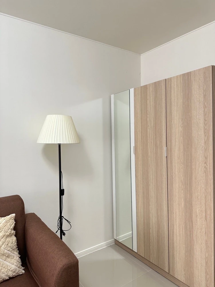 For sale: Lumpini Condotown Chonburi - Sukhumvit. Nice room, fully furnished. Good like this, hurry and reserve now.
