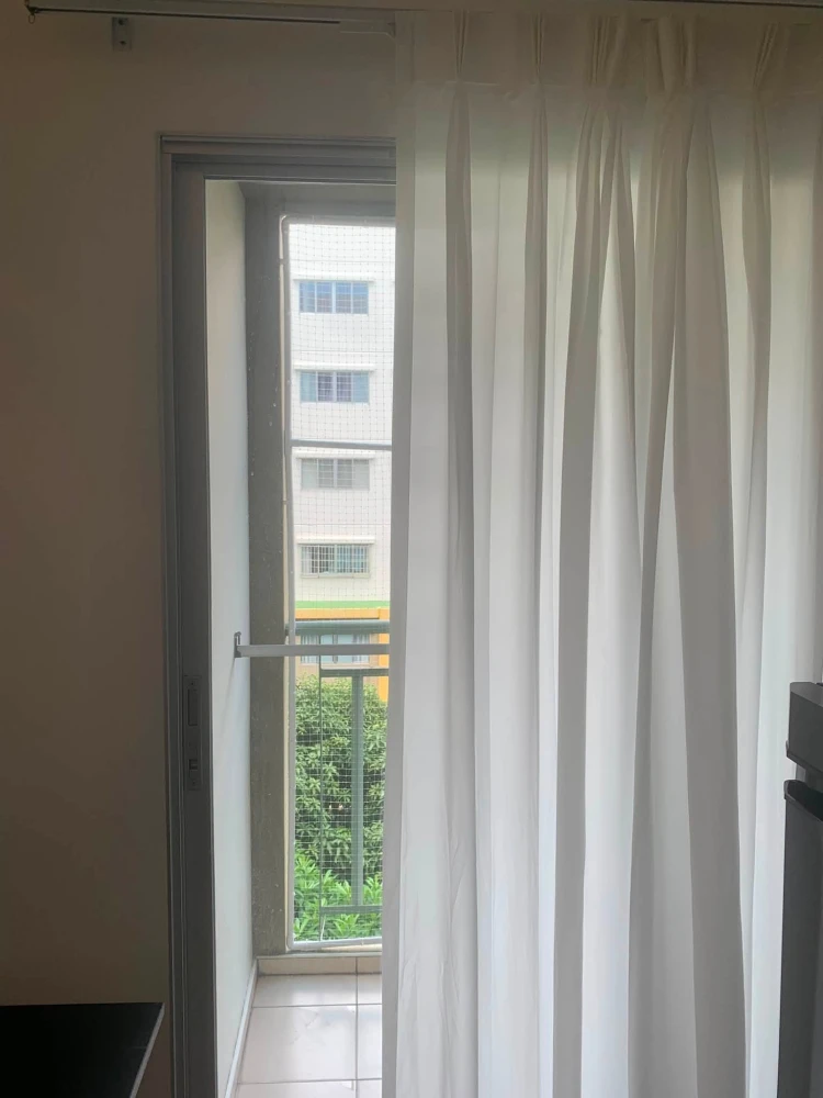 Selling a beautiful condo at Lumpini Condo Town Ramindra-Lat Pla Khao. It comes fully furnished. Book now!