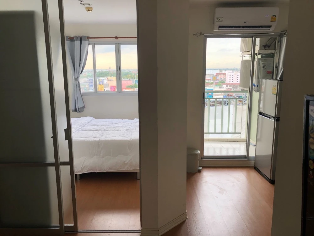 For sale: Lumpini Condo Town Ramintra – Nawamin, 10th floor, fully furnished, ready to move in, reserve now, don't wait.