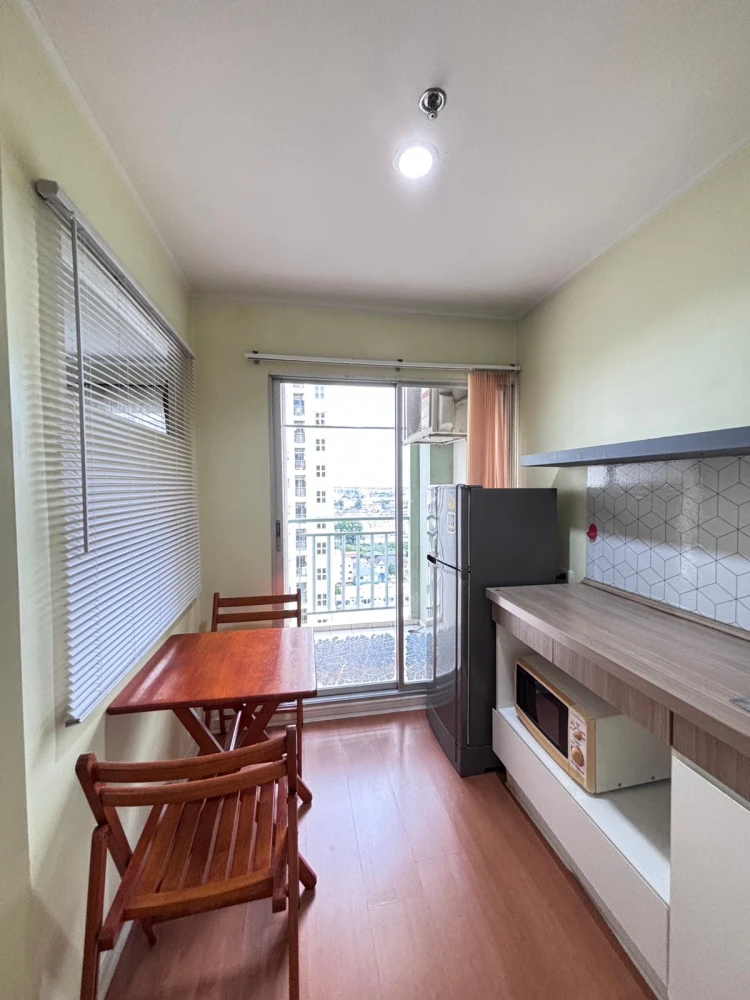 Selling Lumpini Condo Town Ramintra – Nawamin, 15th floor, fully furnished and ready to move in. Book now!