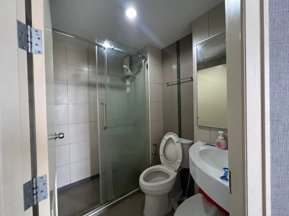 For sale: Lumpini Condo Town Ramintra – Nawamin, fully furnished room, ready to move in, hurry and reserve now!