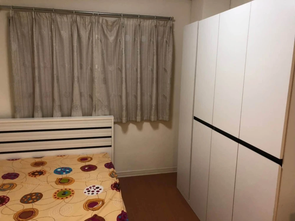 Selling Lumpini Condo Town Rattanathibet, 2nd floor unit, great location, fully furnished, convenient transportation. Don't miss out!