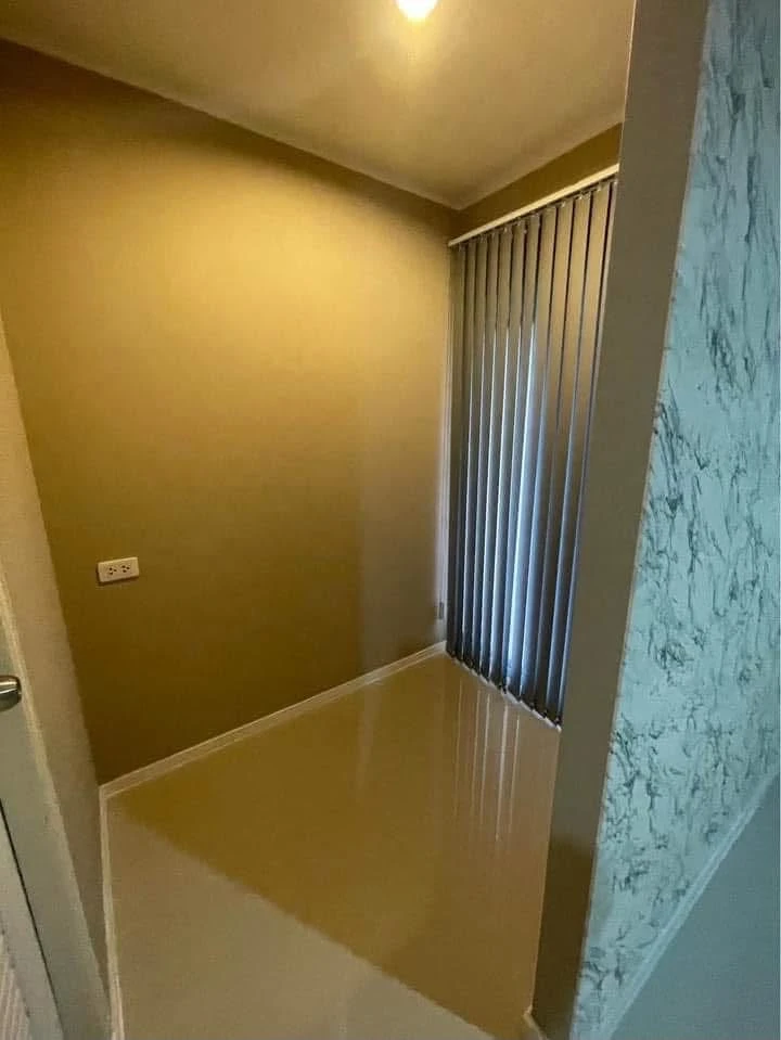 Selling Lumpini Condo Town Ramintra - Nawamin. High floor, city view, airy atmosphere. 45 sq.m. unit with complete functions – a rare find!