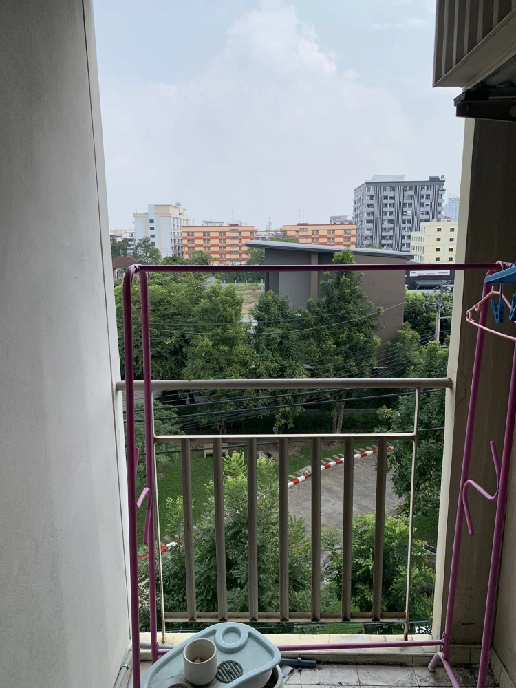 Selling Lumpini Condotown Bodindecha-Ramkhamhaeng, 1 bedroom, 1 bathroom, fully furnished. Book now!