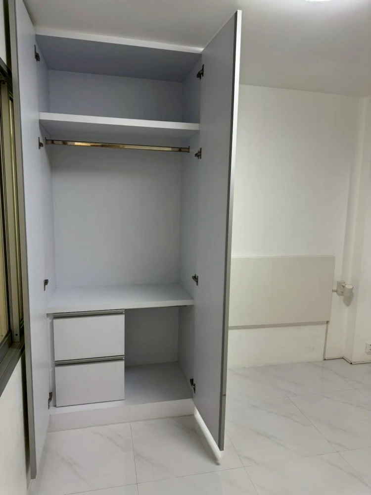 For sale: Lumpini Condotown Bodindecha-Ramkhamhaeng, spacious room, comfortable living, not too high floor, hurry and reserve now before it's too late