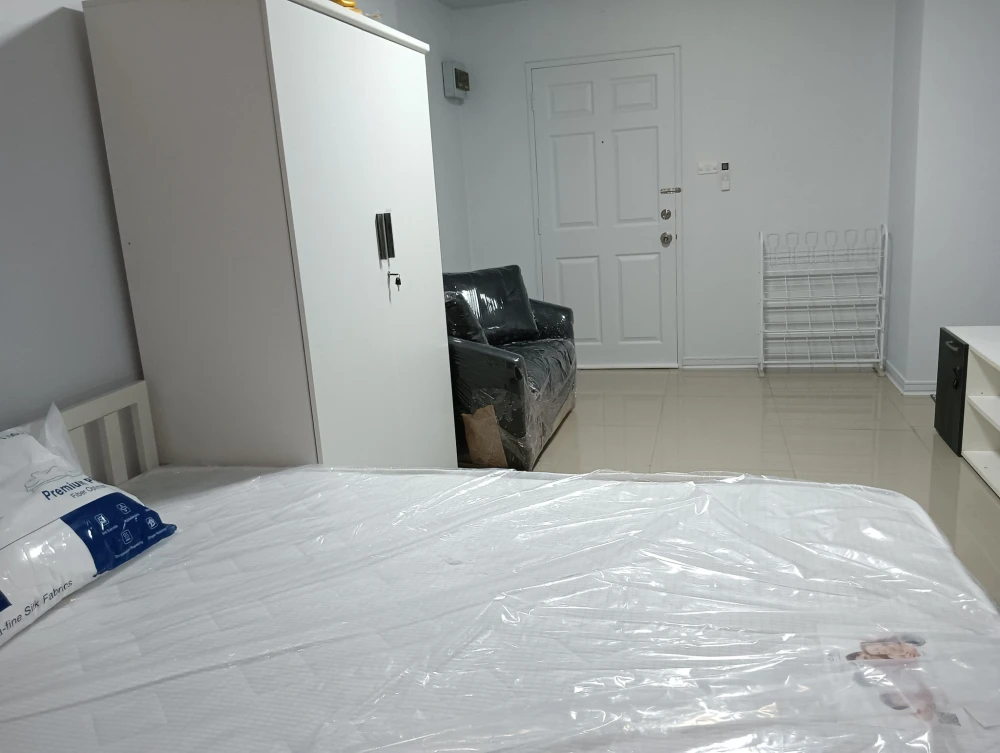 For sale: Lumpini Condotown Bodindecha-Ramkhamhaeng Studio room, fully furnished, don't miss out.