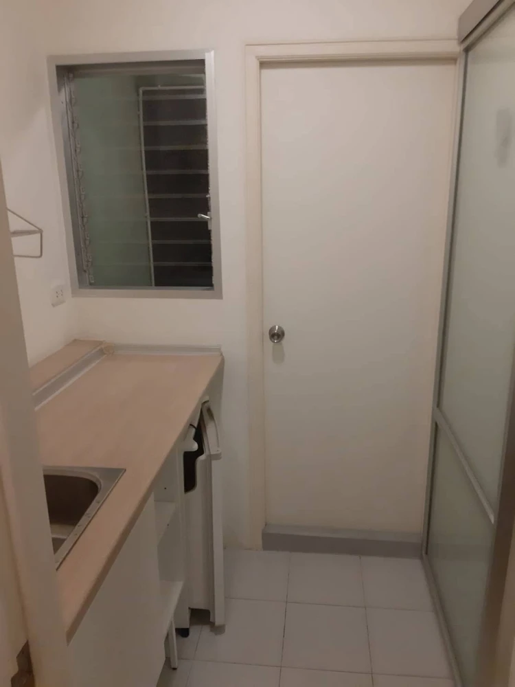 Selling Lumpini Condotown Chonburi - Sukhumvit, 2 bedrooms, spacious living area, fully furnished. Book now!