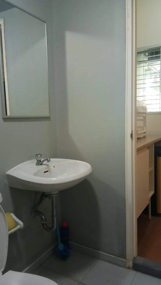 Selling Lumpini Condotown Chonburi - Sukhumvit. Nice unit with high-quality wallpaper and fully furnished. Book now!