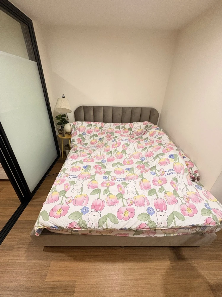 For sale: Lumpini Condotown Ekachai 48, a lovely room with complete furniture and amenities. Don't miss out on this great deal!
