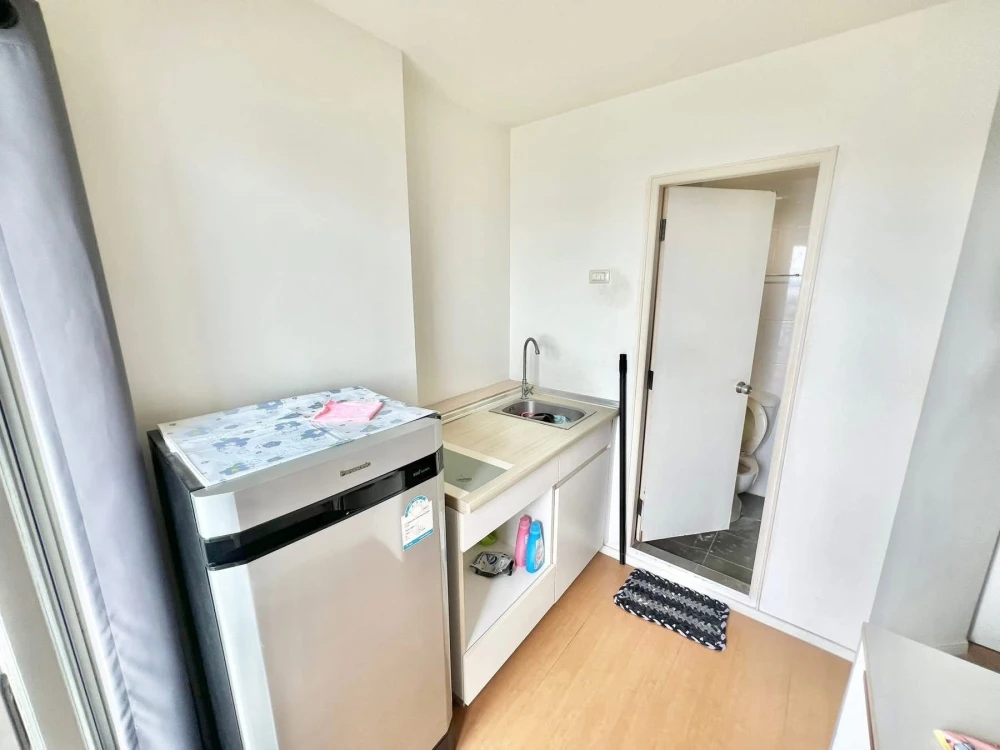 Selling Lumpini Condotown North Pattaya Sukhumvit, 1 bedroom, 1 bathroom, fully furnished, beautiful sea view. Don't miss out!