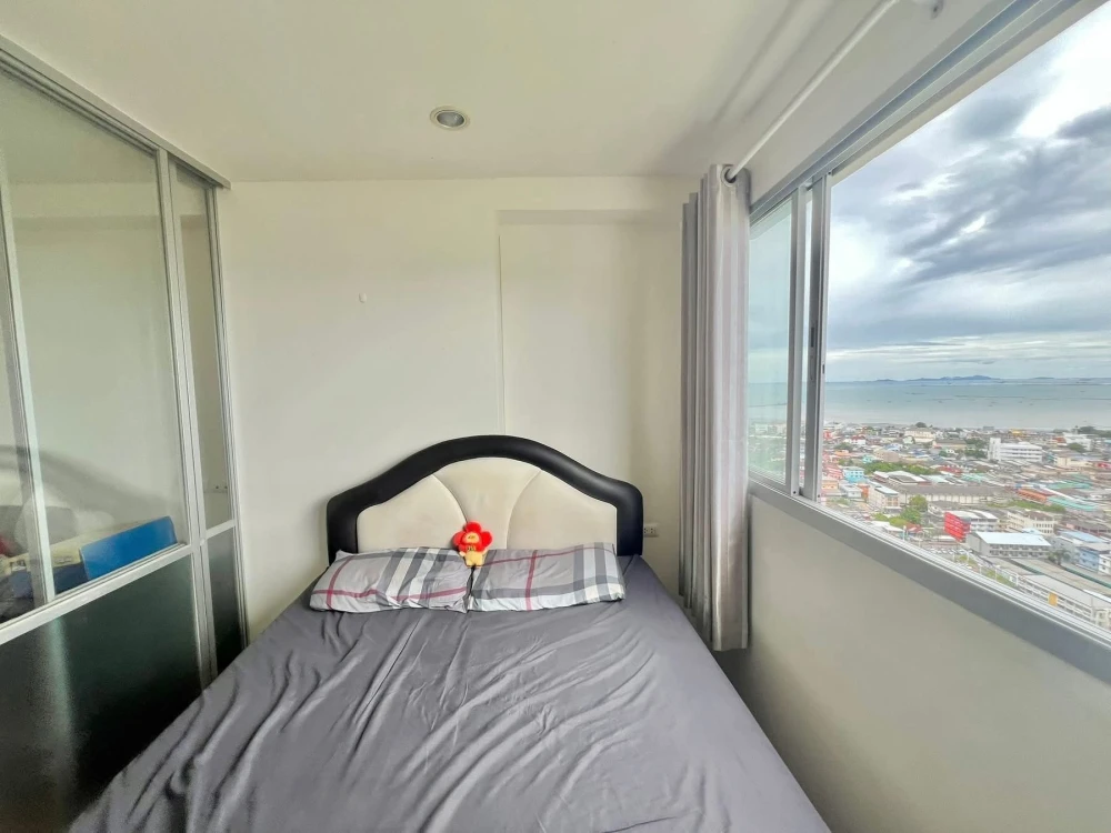 Selling Lumpini Condotown North Pattaya Sukhumvit, 1 bedroom, 1 bathroom, fully furnished, beautiful sea view. Don't miss out!
