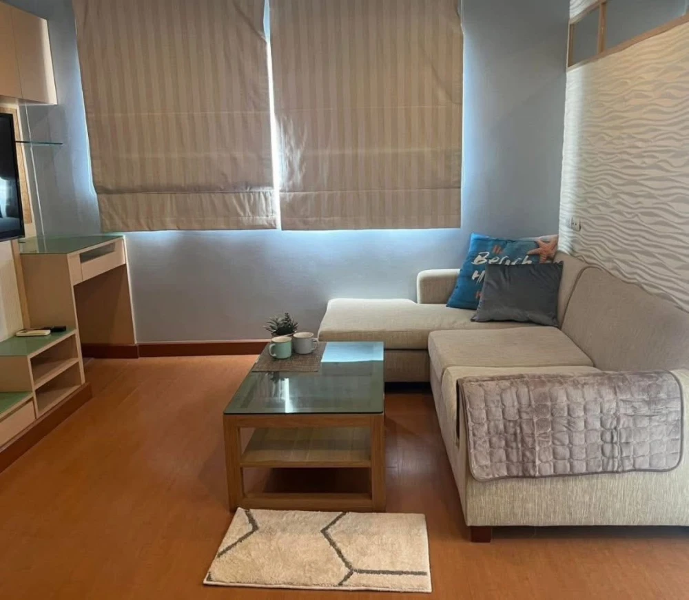 For sale: Lumpini Condotown North Pattaya Sukhumvit, spacious room, lots of usable space, good location, convenient transportation, don't miss out.