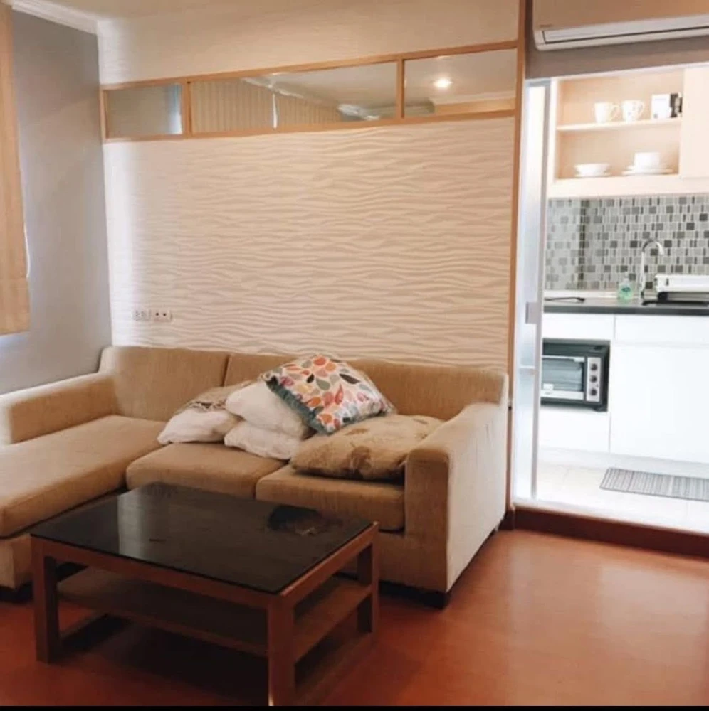 For sale: Lumpini Condotown North Pattaya Sukhumvit, spacious room, lots of usable space, good location, convenient transportation, don't miss out.