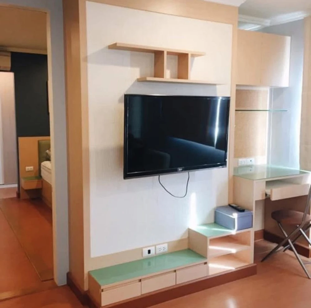 For sale: Lumpini Condotown North Pattaya Sukhumvit, spacious room, lots of usable space, good location, convenient transportation, don't miss out.