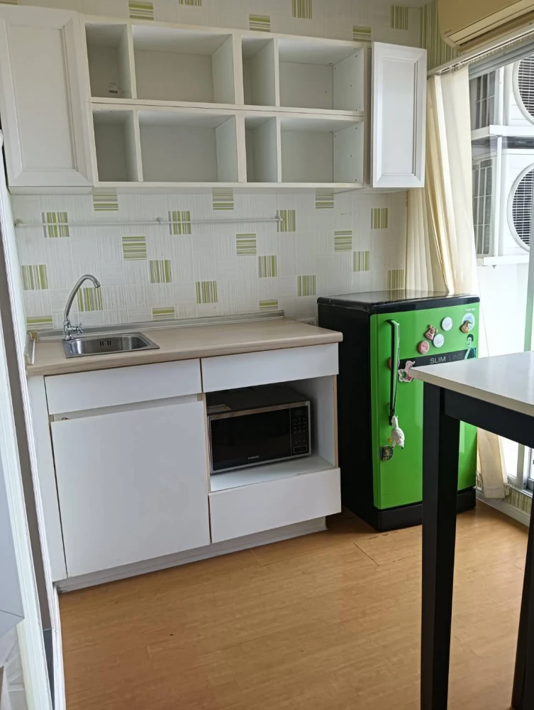 For sale: Lumpini Condotown North Pattaya Sukhumvit, high floor, ready to move in, fully furnished. Reserve now before it's too late+++