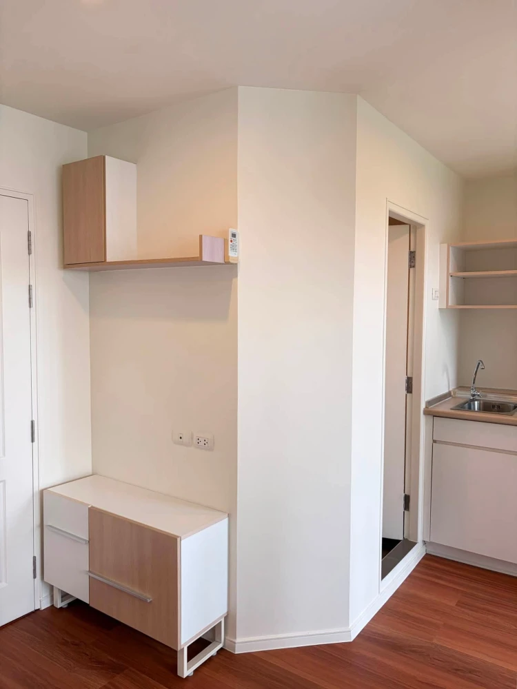 Selling Lumpini Condotown North Pattaya Sukhumvit. Nice unit, fully furnished, in a great location. Book now!