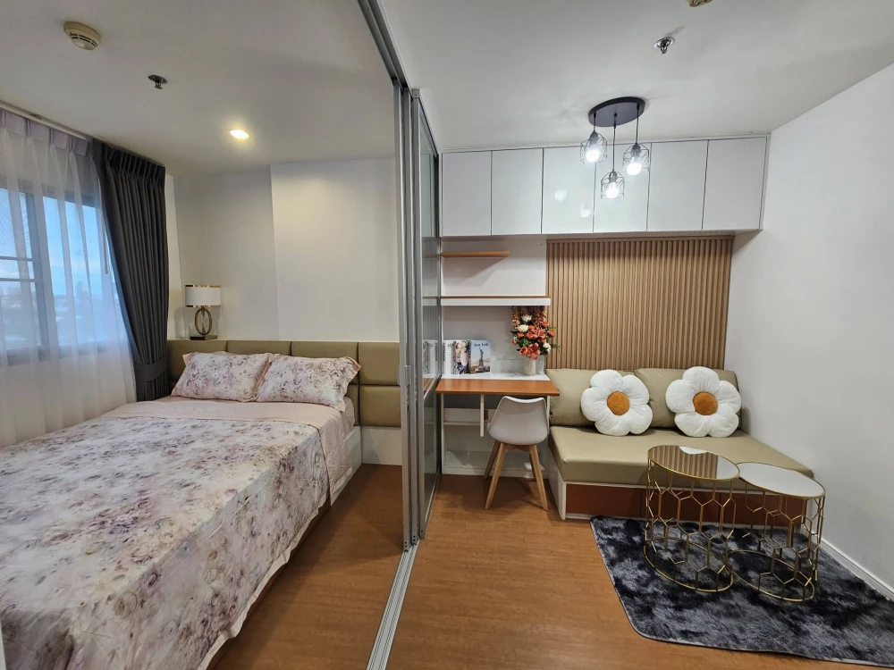 Selling Lumpini Condotown North Pattaya Sukhumvit, studio unit with high-quality built-in furniture. Move-in ready!