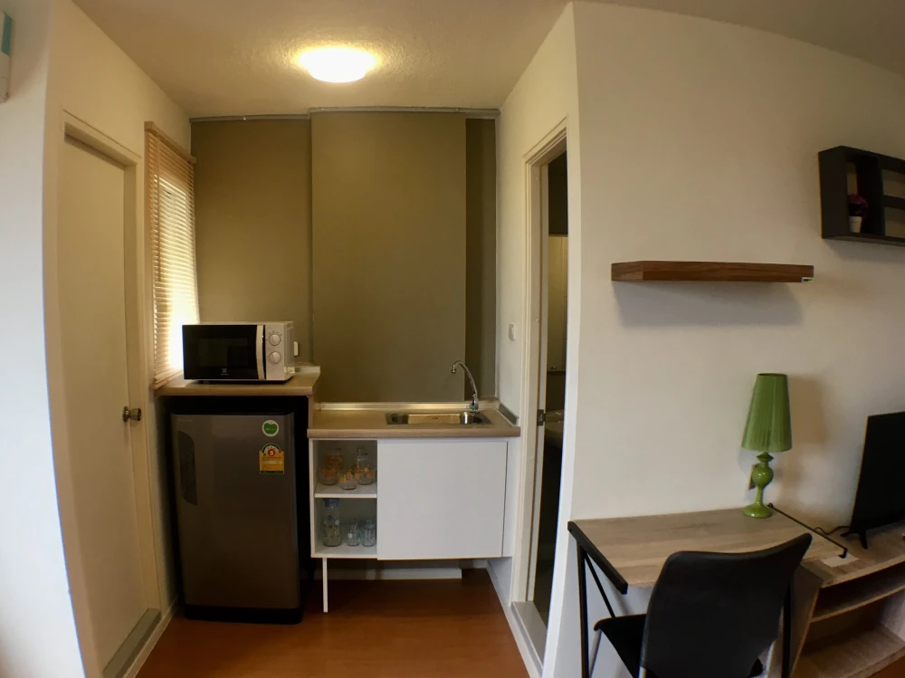For sale: Lumpini CondoTown Romklao – Suvarnabhumi, nice room, 7th floor, good location, fully furnished, don't miss it!