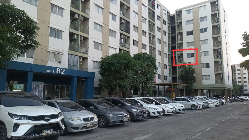 Selling Lumpini CondoTown Romklao – Suvarnabhumi. Nice unit, great location, convenient transportation, fully furnished. Book now!