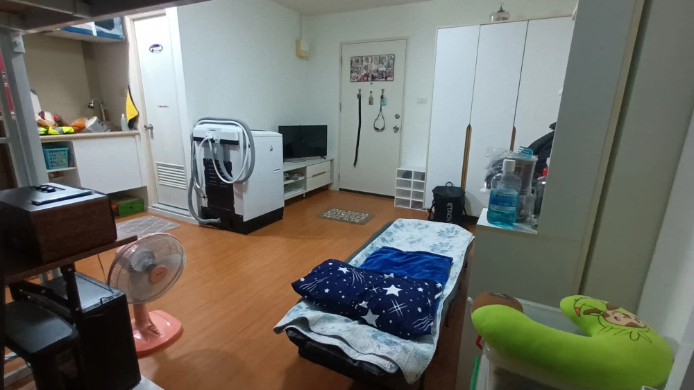 Selling Lumpini CondoTown Romklao – Suvarnabhumi. Nice unit, great location, convenient transportation, fully furnished. Book now!