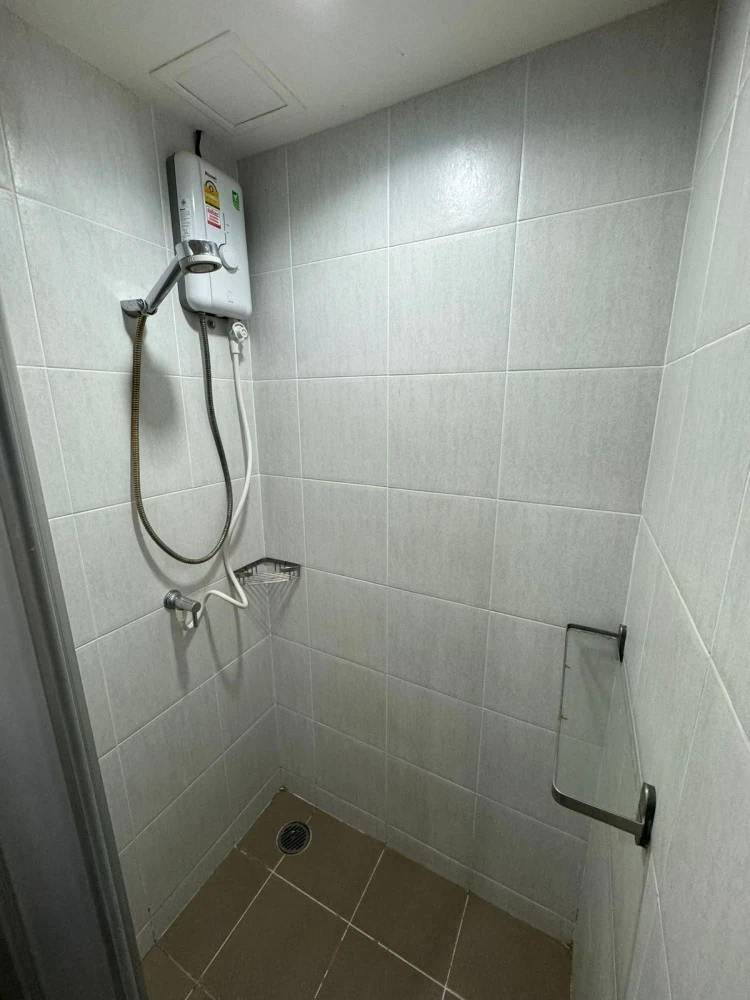 For sale: Lumpini Mega City Bangna, 14th floor, partitioned room, fully furnished, ready to move in. Reserve now, don't miss out.