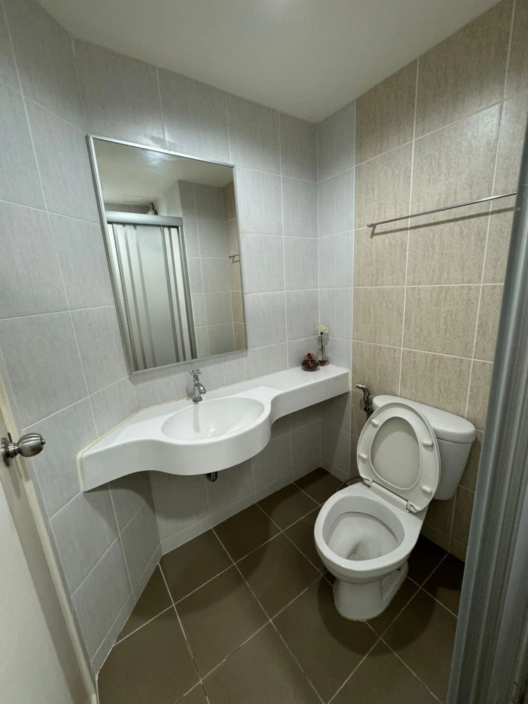 For sale: Lumpini Mega City Bangna, 14th floor, partitioned room, fully furnished, ready to move in. Reserve now, don't miss out.