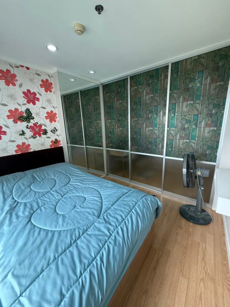 Selling Lumpini Mega City Bangna, high floor unit with beautiful view, corner unit, fully furnished. Book now!