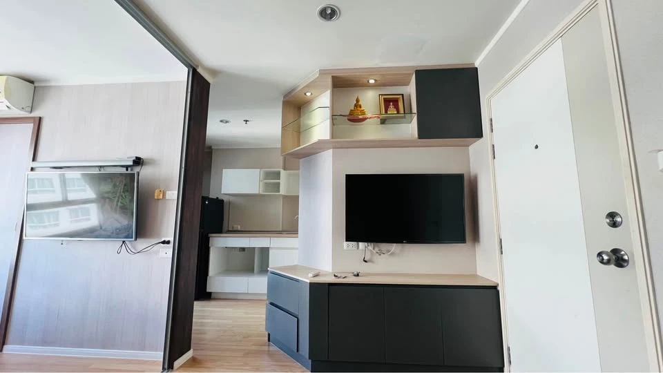 Selling ready-to-move-in condo at Lumpini Mega City Bangna. Fully furnished, high floor. Book now before it's too late!!!