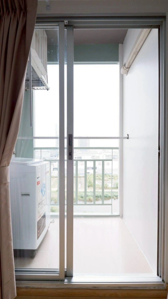 Selling a beautifully decorated, high-quality built-in unit at Lumpini Mega City Bangna. Fully furnished. Don't miss out!
