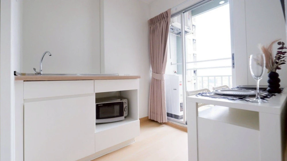 Selling a beautifully decorated, high-quality built-in unit at Lumpini Mega City Bangna. Fully furnished. Don't miss out!