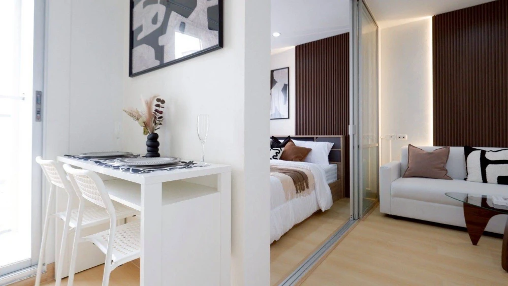 Selling a beautifully decorated, high-quality built-in unit at Lumpini Mega City Bangna. Fully furnished. Don't miss out!