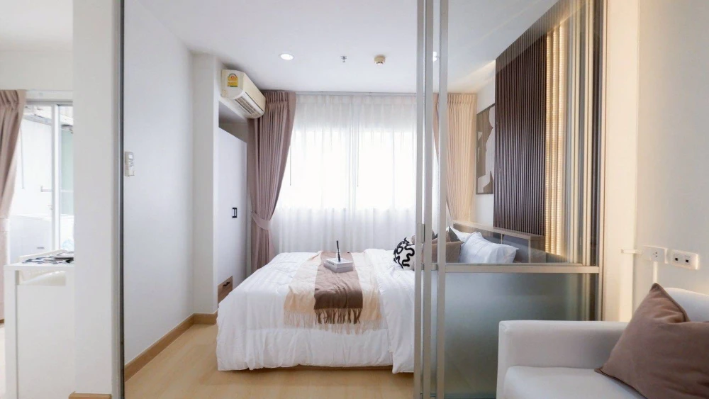Selling a beautifully decorated, high-quality built-in unit at Lumpini Mega City Bangna. Fully furnished. Don't miss out!