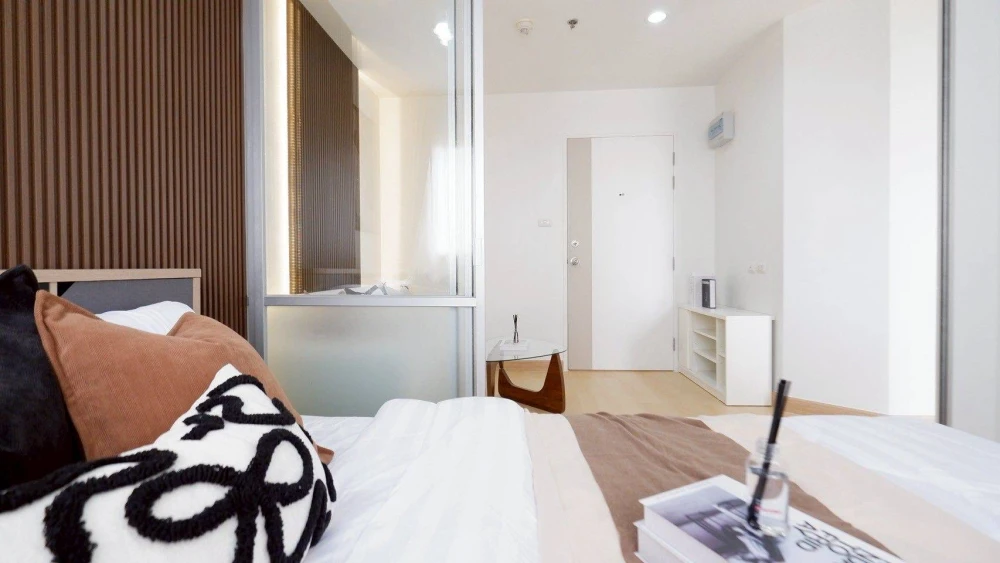 Selling a beautifully decorated, high-quality built-in unit at Lumpini Mega City Bangna. Fully furnished. Don't miss out!