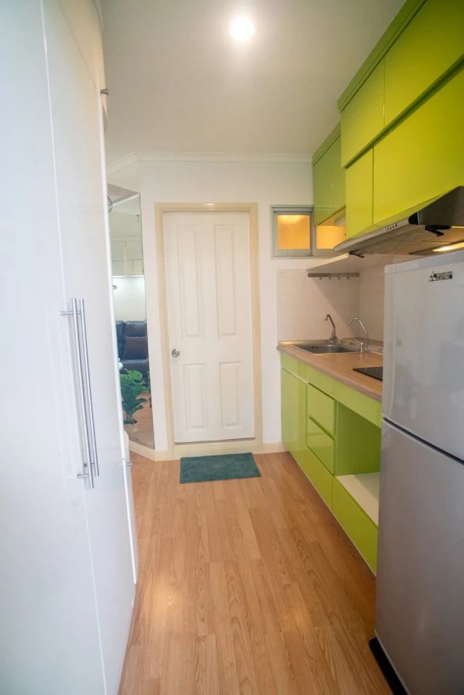 Selling Lumpini Park Pinklao condo. Nicely furnished with built-in furniture and a well-coordinated decor. Don't miss this opportunity!
