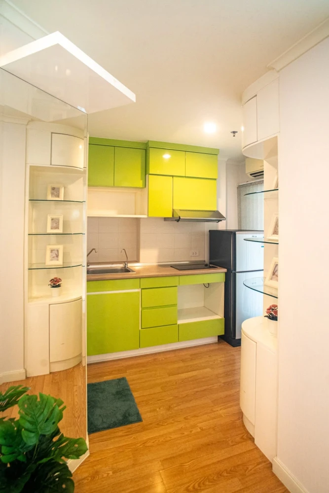 Selling Lumpini Park Pinklao condo. Nicely furnished with built-in furniture and a well-coordinated decor. Don't miss this opportunity!