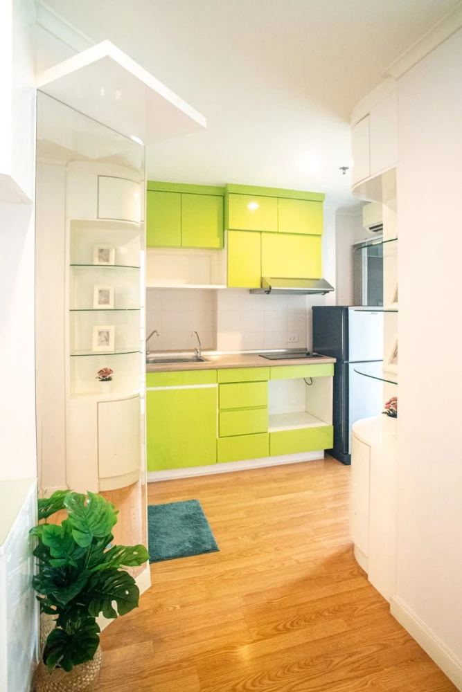 Selling Lumpini Park Pinklao condo. Nicely furnished with built-in furniture and a well-coordinated decor. Don't miss this opportunity!