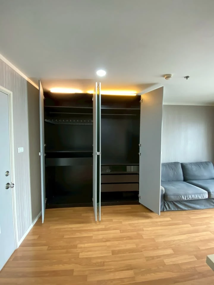 For sale: Lumpini Park Rama 9-Ratchada, 22nd floor, garden view, corner unit, fully furnished, reserve now.