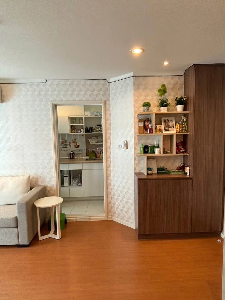 For sale: Lumpini Park Rattanathibet-Ngamwongwan, high floor, fully furnished, affordable price. Reserve now, don't miss out!