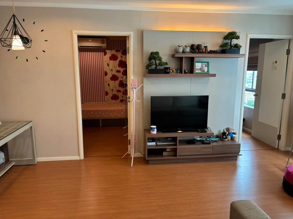 For sale: Lumpini Park Rattanathibet-Ngamwongwan, high floor, fully furnished, affordable price. Reserve now, don't miss out!