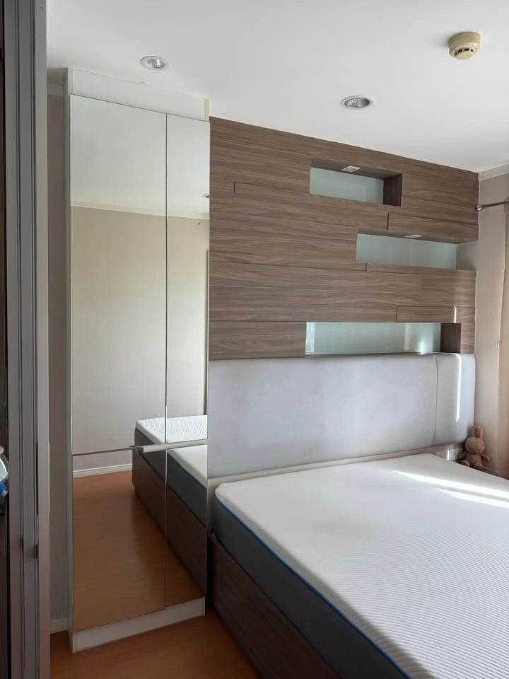 For sale: Lumpini Park Rattanathibet-Ngamwongwan, corner room, not crowded, good location, convenient transportation, fully furnished, book now.