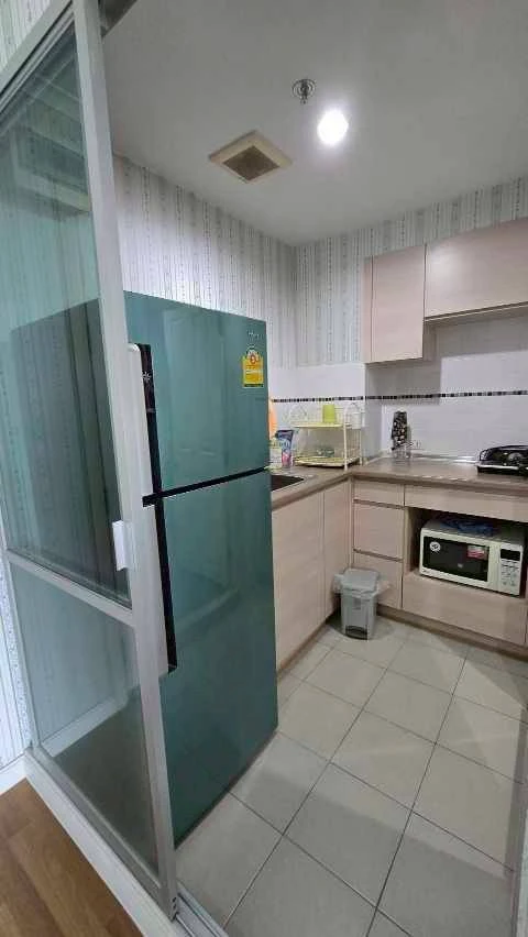 Selling Lumpini Park Riverside - Rama 3, with Chao Phraya River view, 1 bedroom, 1 bathroom, fully furnished and ready to move in.