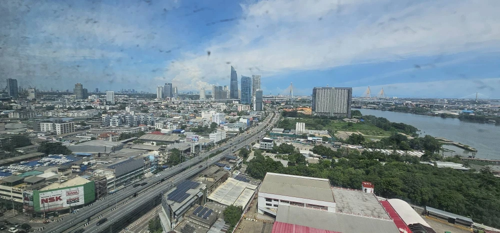 Selling a 24th-floor unit at Lumpini Park Riverside - Rama 3. Excellent location, beautiful river view, unblocked. Book now!