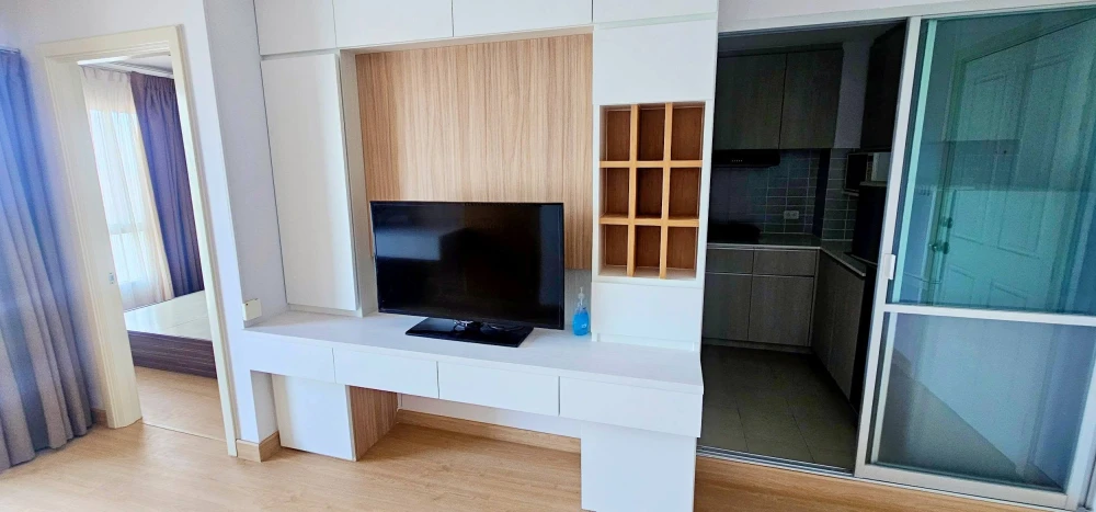 Selling a 24th-floor unit at Lumpini Park Riverside - Rama 3. Excellent location, beautiful river view, unblocked. Book now!